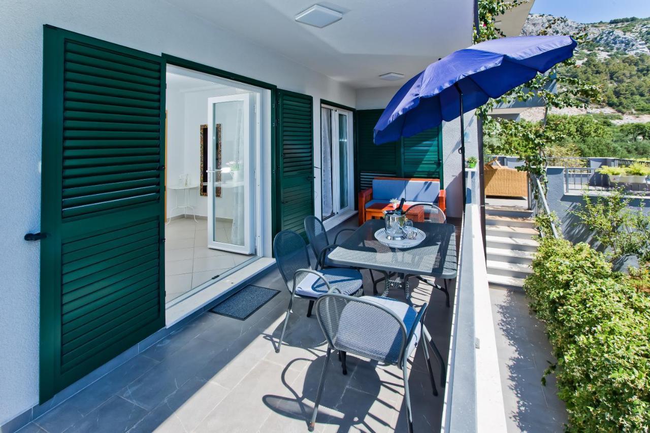 Luxurious Apartments Maslina With Beach Milna  Exterior photo