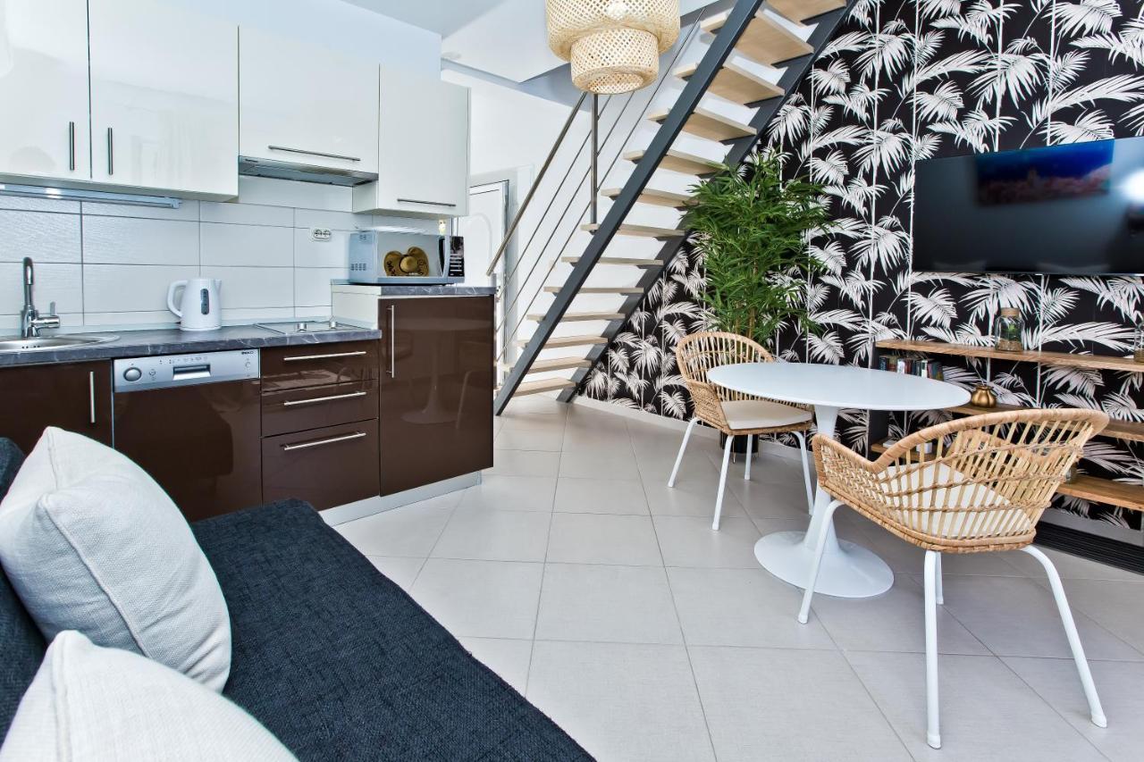 Luxurious Apartments Maslina With Beach Milna  Exterior photo