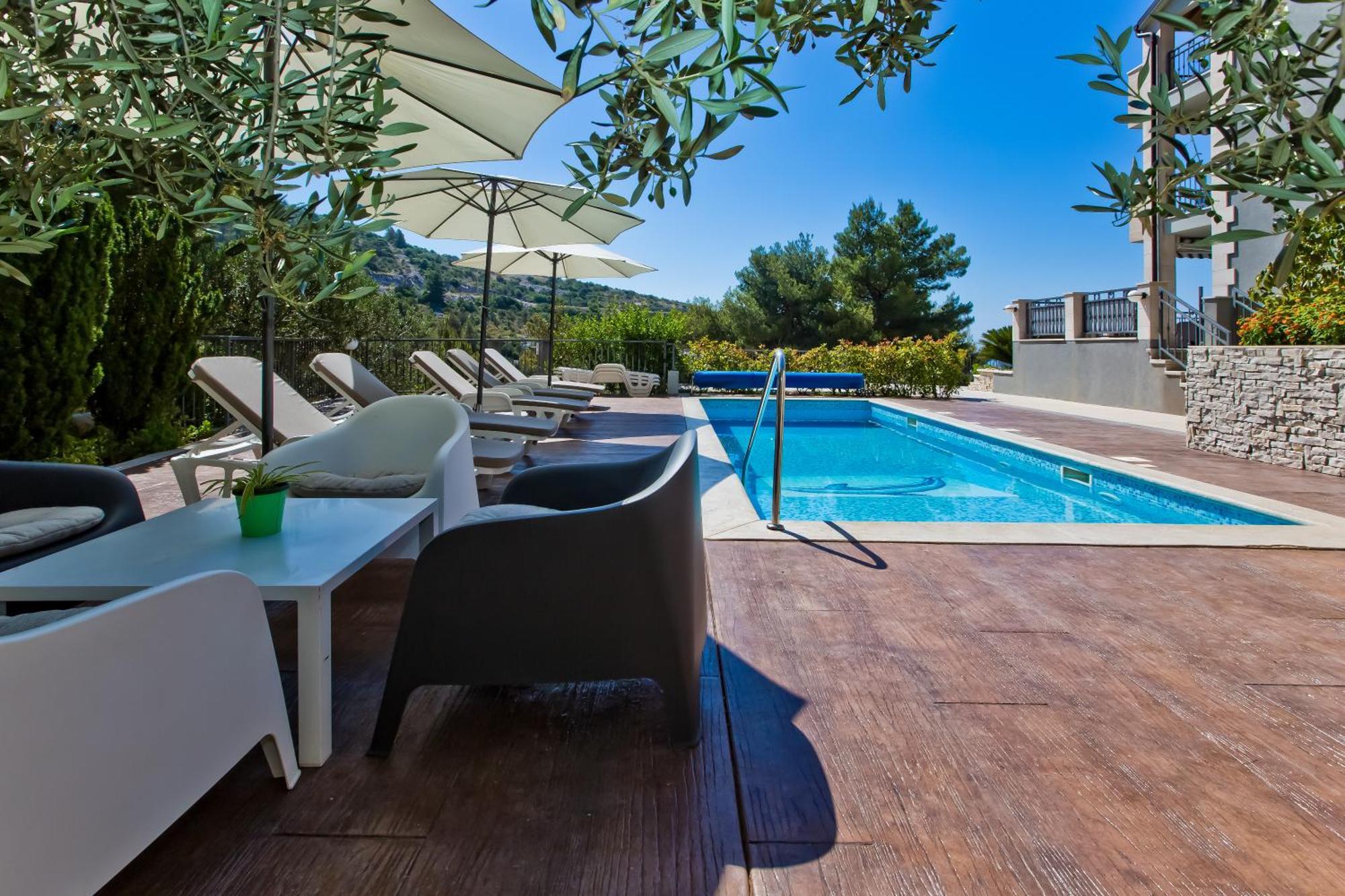 Luxurious Apartments Maslina With Beach Milna  Exterior photo